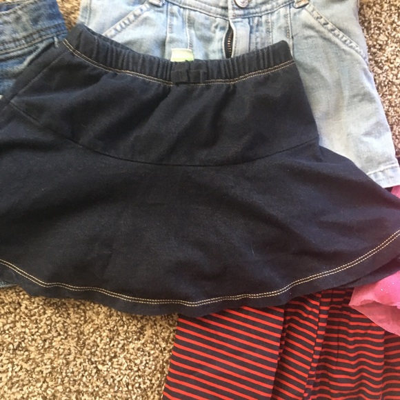 Bundle of X10 Girl’s Skirts & Shorts! - Picture 7 of 10